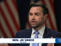 万斯:佩洛西要为美国工业落后于中国负责