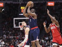 火箭投抢大战耗干老快船 哈登重回休斯顿没有一点爱