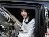 一条项链、一双鞋、三只包，金建希收受名牌奢品遭查扣