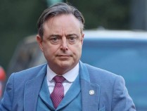 比利时首相：用俄被冻结资产援乌将破坏和平进程