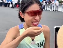 丈夫回应“最快女护士”哭诉调休难:她太激动未完整表达想法