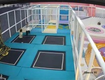 4岁男童喝珍珠奶茶后蹦床窒息身亡，家属质疑奶茶店未张贴明显告示