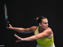 澳网16连胜!萨巴伦卡2-0马内罗晋级 高芙佩古拉挺进第三轮