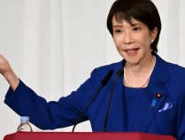 王毅访俄有要事相商,中俄接下来有大动作?日本人火速让高市撤回言论