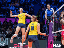 女排世俱赛-朱婷11分科内3-0日本 B组3连胜头名进4强