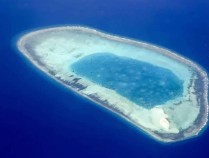 日菲坐立不安!解放军航母突然掉头南下,菲律宾紧急向美国索要军舰