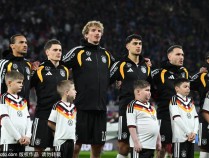 瓦科夺得中超MVP：山东泰山的“大腿”易主，克雷桑又该何去何从？