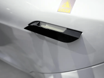 隐藏式门把手车祸后打不开?车企炫酷代价太高了