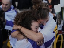 哈马斯开始释放以方人质，特朗普在中东还有更大的计划